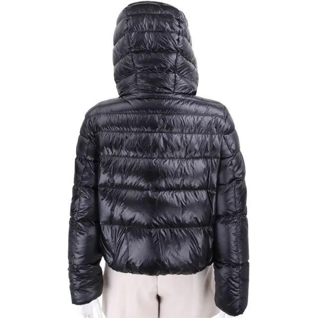 【HERNO】RESORT 黑色連帽 羽絨外套 輕量防潑水-女款(羽絨衣 功能性外套 防水 義大利頂級羽絨)