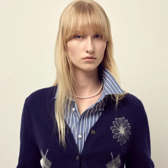 【MARDI MERCREDI】V領針織衫 海軍藍色 小雛菊刺繡 奶油白花 CASHMERE BLENDED CARDIGAN V NECK ARGYLE