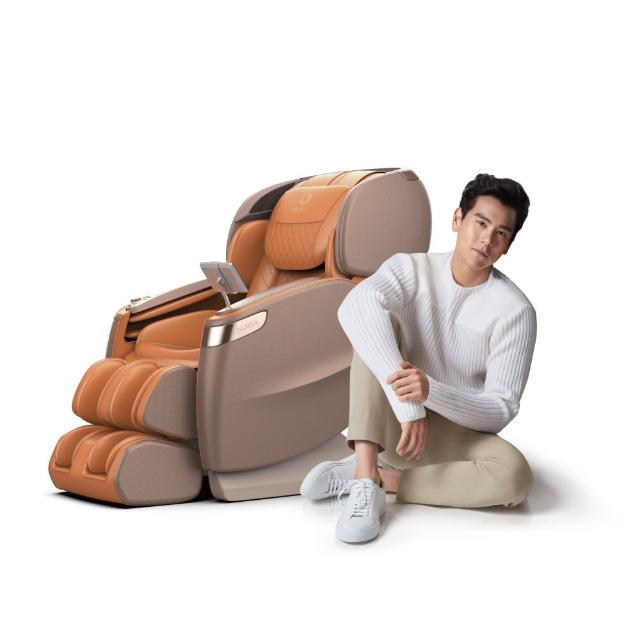 OGAWA OG-7598 按摩椅搭載先進3D滾輪與SL軌道技術,模擬人手深度按摩,從頸椎到腰椎全方位舒壓。內建熱敷、零重力與多種自動模式,適合忙碌上班族在家享受專業SPA級別的放鬆體驗。智慧APP控制,易操作,幫助緩解肌肉疲勞、改善血液迴圈,提升生活品質。限時優惠,買OGAWA按摩椅,舒適無憂! OGAWA OG-7598