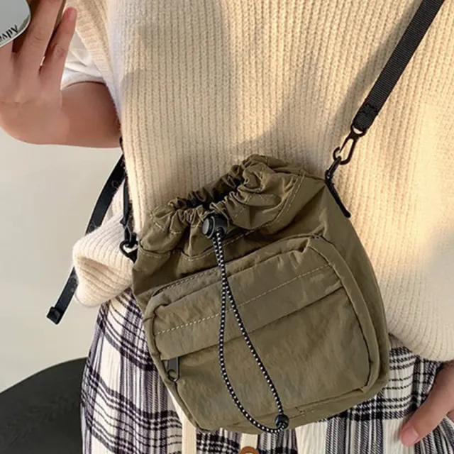 【MoonDy】雙11 包包 包包 女生包包 手機包 側背包 隨身小包 尼龍斜背包 男用包包 輕便小包 奶 