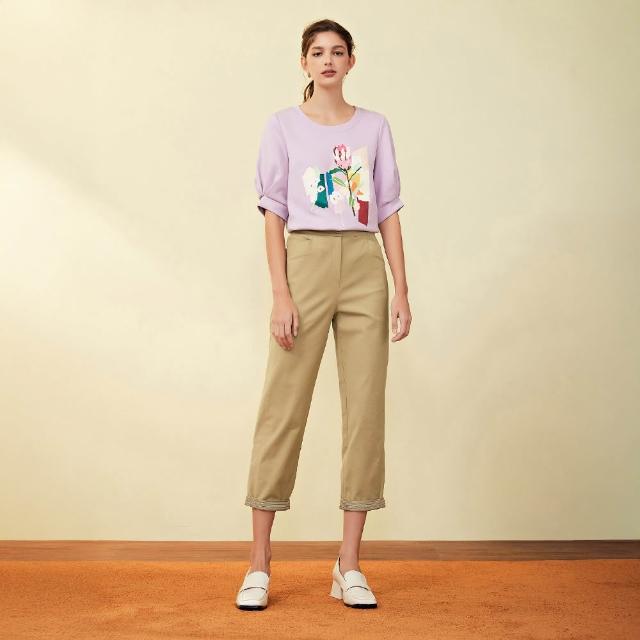 【OUWEY 歐薇】簡約率性單釦造型多切線棉質直筒褲(卡其色；S-L；3223026416)