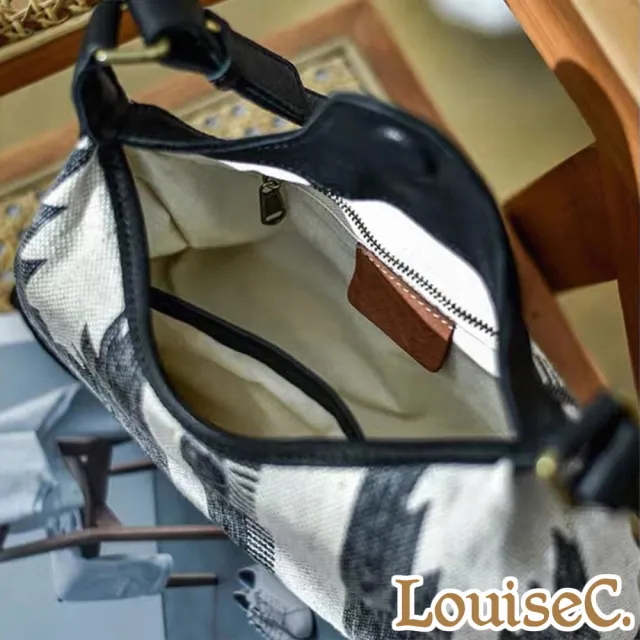【LouiseC.】雙11 Tree House 帆布+牛皮藝術印花HOBO肩背包(GK80282)