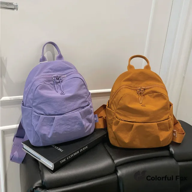 【Colorful Fox】休閒百搭簡約日常防水後背包　雙肩包(共七色)