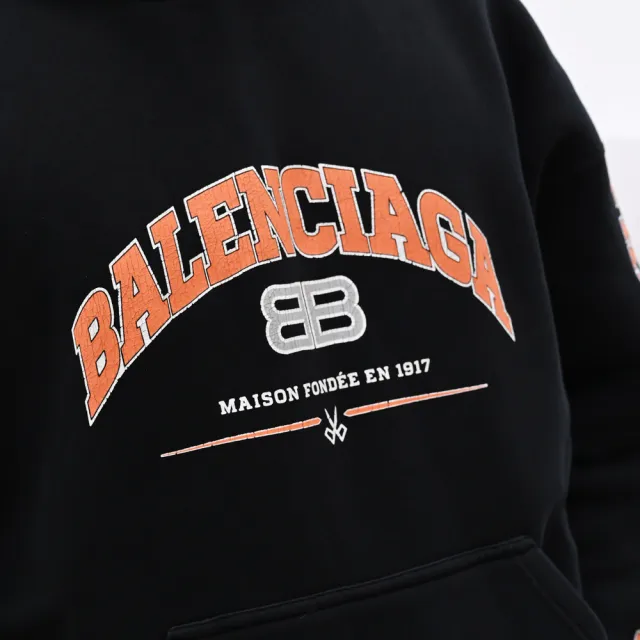 【Balenciaga 巴黎世家】經典LOGO內刷毛寬鬆連帽厚長袖上衣(黑)
