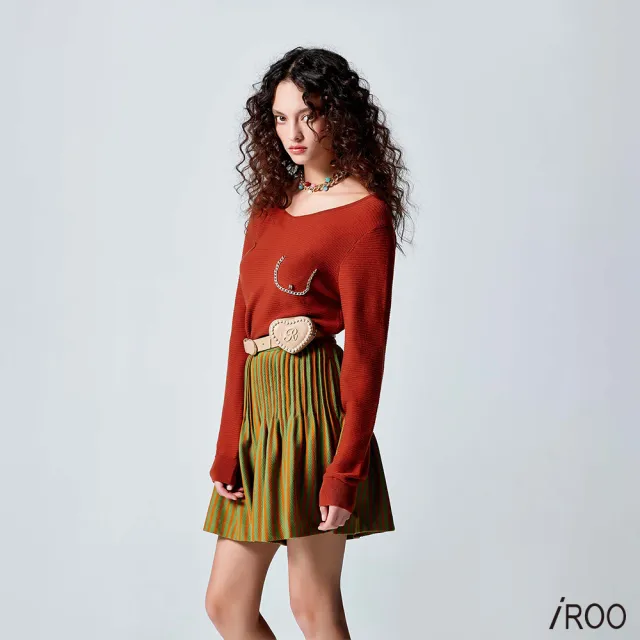 【iROO】無花果綠立體打褶短褲裙