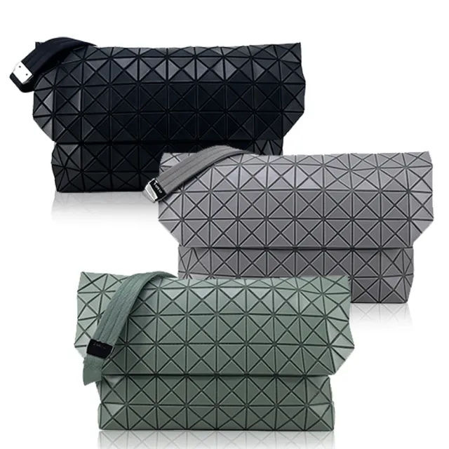 【ISSEY MIYAKE 三宅一生】PRISM 啞光翻蓋郵差斜背包(多色選)