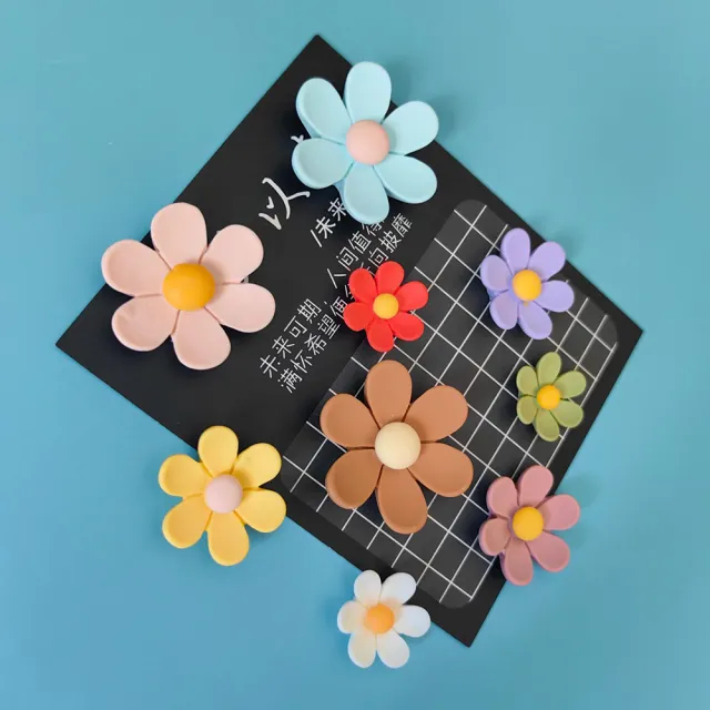 【Paper Play】冰箱貼 冰箱磁鐵/繽紛6瓣小雛菊花朵造型磁鐵 冰箱磁鐵 3入套組(10色任選)