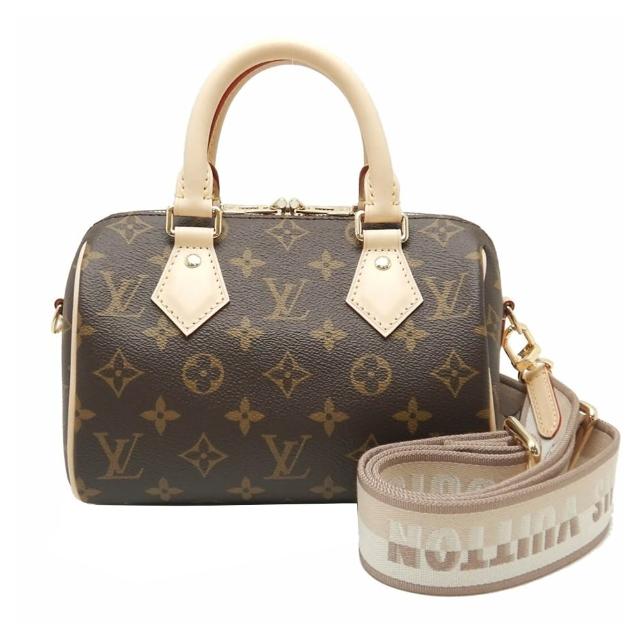 LV LOUIS VUITTON路易威登 M46222 Speedy Bandouliere 20 字母編織背帶經典帆布波士頓包 LV LOUIS VUITTON 路易威登 M46222 Speedy Bandouliere 20 字母編織背帶經典帆布波士頓包,全新商品,為兩用設計,可作手提包或背帶使用。外層為牛皮與帆布材質,內層為Monogram塗層帆布與天然牛皮飾邊,內襯紡織材質。配有拉鍊式開口,內有1個內袋,無底珠與外部夾層。尺寸約長22公分、寬11公分、高15公分,提把高度約8公分,背帶長度可拆可調,適合日常搭配。商品為真品/義大利平行輸入,顏色可選咖啡色系或裸色系,適用男女。