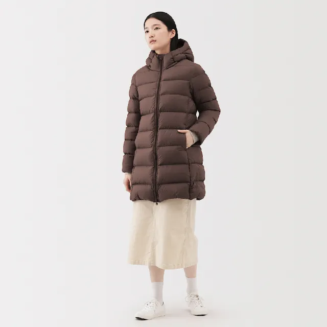 【MUJI 無印良品】女輕量羽絨可攜式附帽大衣(黑色/淺米/棕色)