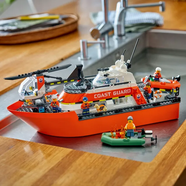 【LEGO 樂高】城市系列 60504 海岸巡防隊救援船和直升機(玩具飛機 創意力遊戲 積木 玩具)