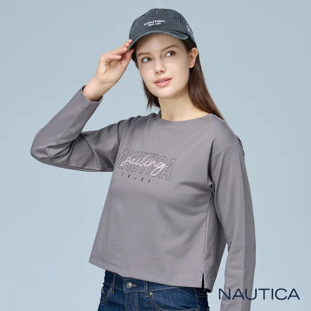 【NAUTICA】官方旗艦 女裝 草寫文字刺繡短版長袖T恤(咖啡色)