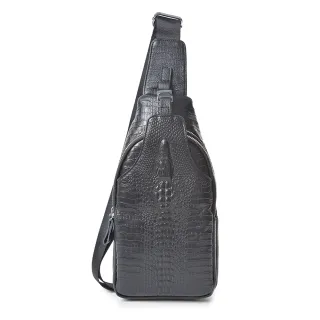 【A&L 紳士館】交換禮物 真皮/進口頭層牛皮伊恩Ean招財鱷魚紋輕便有型胸背包-V0348(真皮包包 尊爵黑)
