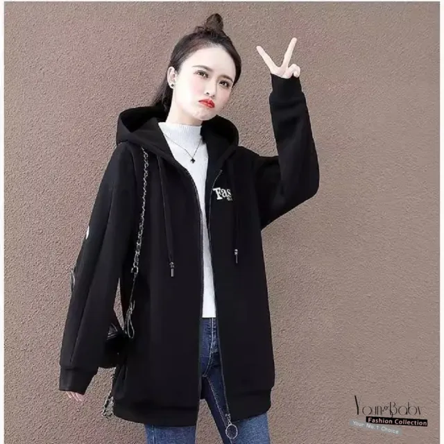 【YOUNGBABY】英文口袋加絨保暖連帽中長版棉外套(中大尺碼女裝)