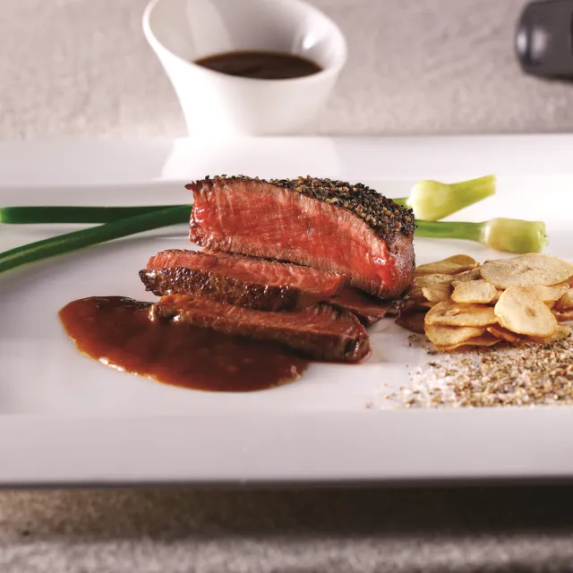 【墨賞新鐵板料理】日本廣島牡蠣★平假日豪華海陸餐(前菜+經典豪華主餐擇一&多道饗宴)-忠孝店