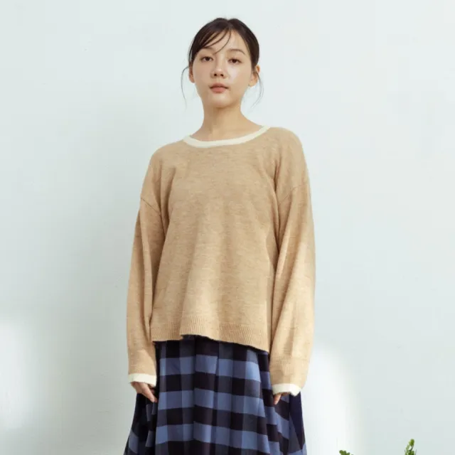 【MOSS CLUB】歡樂小閃片下襬開衩針織上衣 藍 駝 灰(魅力商品)