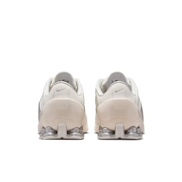 【NIKE 耐吉】W Total 90 Shox 米白銀 復古 彈簧鞋 休閒鞋 運動鞋 女鞋 IO9300-100
