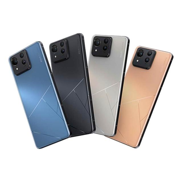 ASUS 華碩 ZenFone 11 Ultra 搭載高通 Snapdragon 8 Gen 3 八核心處理器,6.78 吋 AMOLED 螢幕解析度達 2400x1080,提供流暢效能與出色視覺體驗。12GB RAM 與 256GB 儲存空間,支援 Android 14 作業系統,5500mAh 大容量電池持久續航。後置 3200 萬 + 5000 萬畫素主相機,前置 3200 萬畫素自拍鏡頭,支援 5G 雙卡雙待及藍芽功能。機身尺寸 163.8 x 76.8 x 8.9 mm,顏色選擇包括永恆黑、迷霧灰、晨靛藍、珊瑚粉、啦啦綠。NCC 認證 CC AF23 5G 0420T8,完美適合追求高效能的使用者。 ASUS華碩 ZenFone 11 Ultra