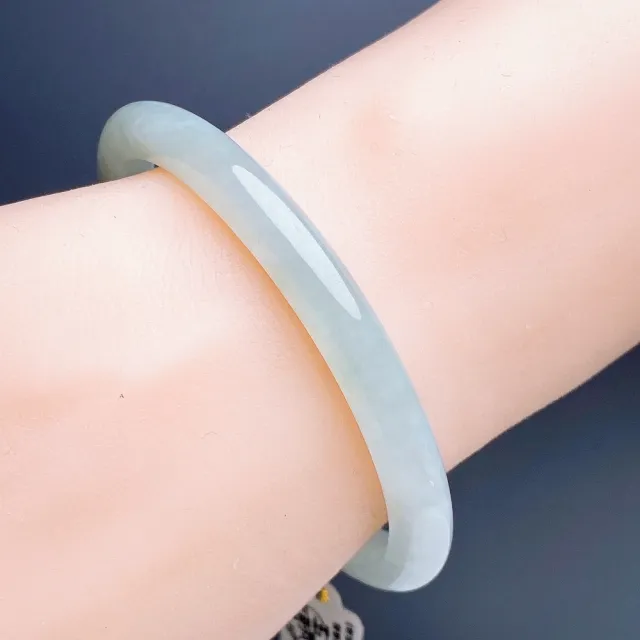 【玉我翡翠】翡翠手鐲 糯冰晴底貴妃鐲 手圍18mm M22754 緬甸A貨翡翠(台灣權威認證證書/天然A貨翡翠)