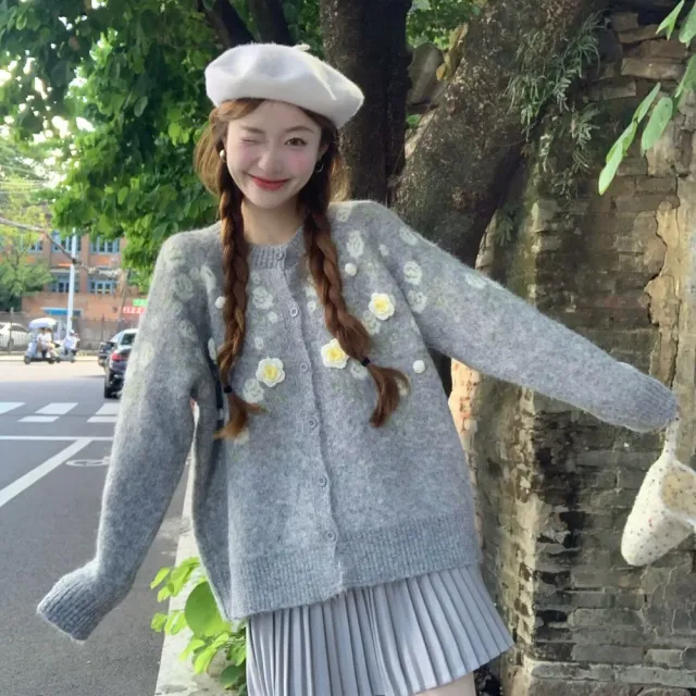 【AS 梨卡】女裝 外套 背心 毛衣 立體花朵 氣質背心 百搭外套 顯瘦背心 舒適外套 ES037