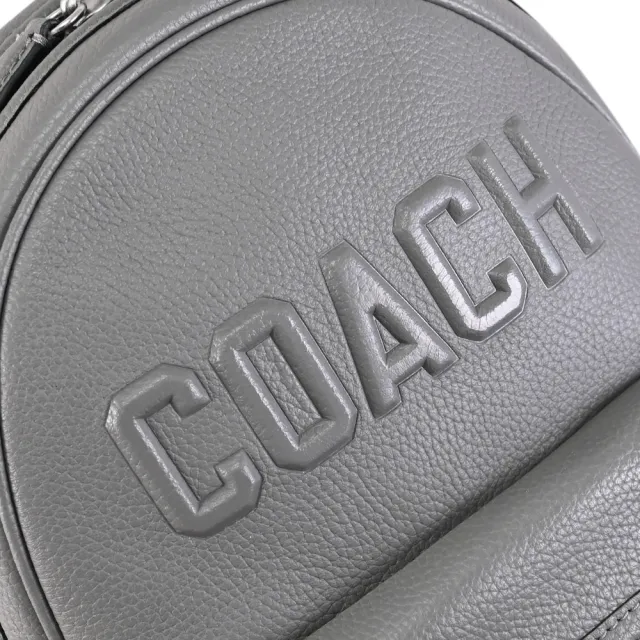 【COACH】簡約立體LOGO前口袋單肩包胸口包後背包(灰)