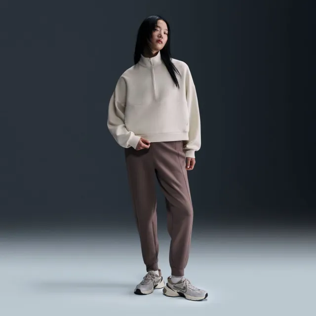 【NIKE 耐吉】圓領套頭衫 女 AS W NK 24.7 DF HZ TOP SOFT 運動 休閒 寬鬆 Dri-FIT 米 (HQ8189104)