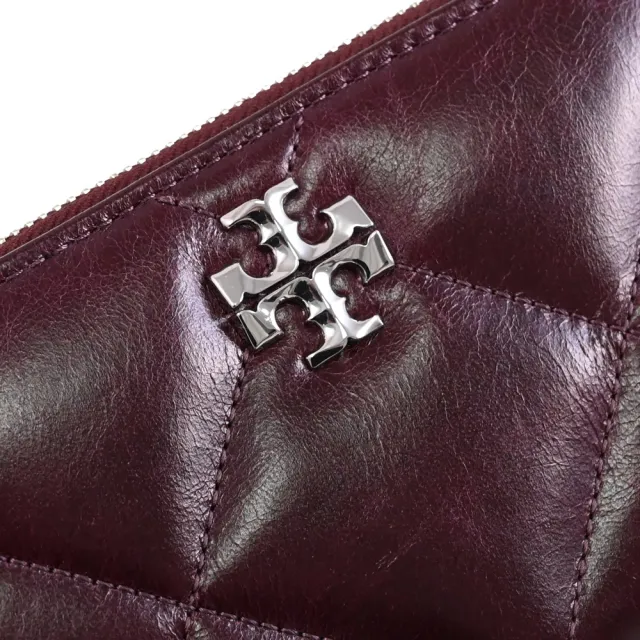 【TORY BURCH】經典雙T LOGO菱格絎縫拉鍊發財零錢長夾(深紅)