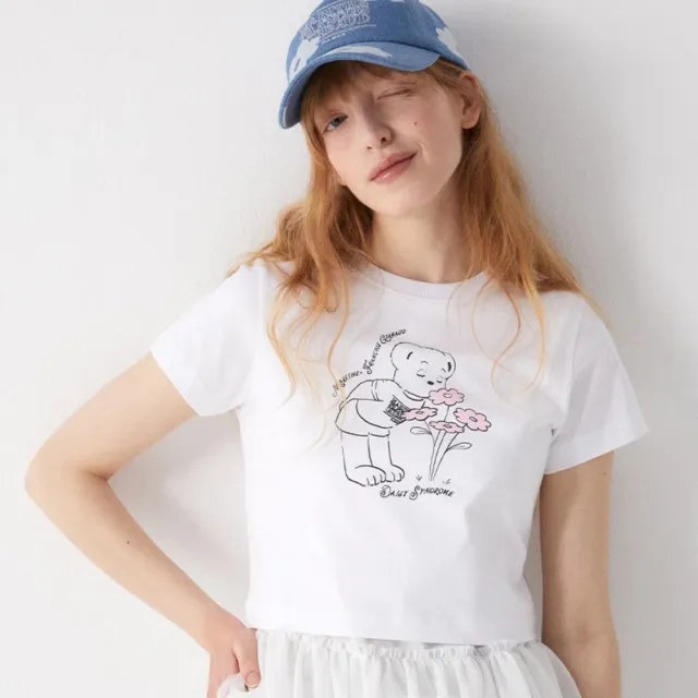 【MARITHE FRANCOIS GIRBAUD】官方旗艦 Daisy聯名款 女版 小花熊熊短版短袖上衣 MFG 女短袖 TEE(白色)