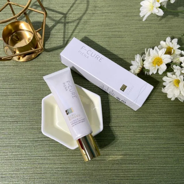 【F-CURE】深層透潤煥白精華(來自日本專業醫美保養品牌)