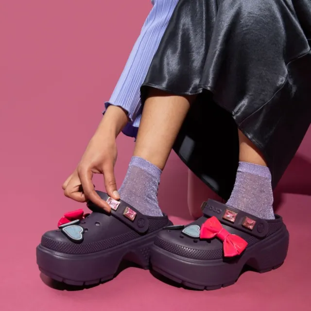 Crocs】中性鞋雪屋克駱格洞洞鞋(209347) - momo購物網- 好評推薦-2026年6月