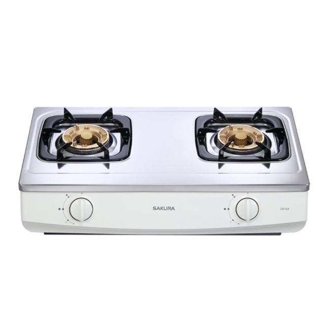 SAKURA櫻花牌 G-615A 雙口瓦斯爐，採用不鏽鋼爐臺與傳統外擴火焰爐頭設計，壓電式自動點火方便點用。瓦斯消耗量9~10kW，適閤家庭廚房使用，提供穩定火力與耐用品質。產地其他國家，保固1年，標準安裝，配件依原廠規格。高效節能，完美適合日常烹飪需求，提升您的廚房效率！