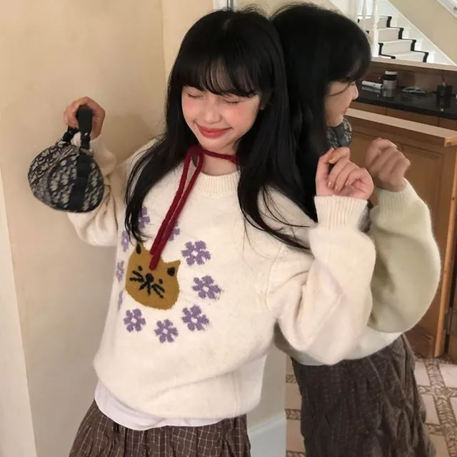 【AS 梨卡】女裝 毛衣 針織衫 圓領針織 慵懶風毛衣 貓頭圖案 小花上衣 長袖針織 百搭 ES012(毛衣 針織衫)