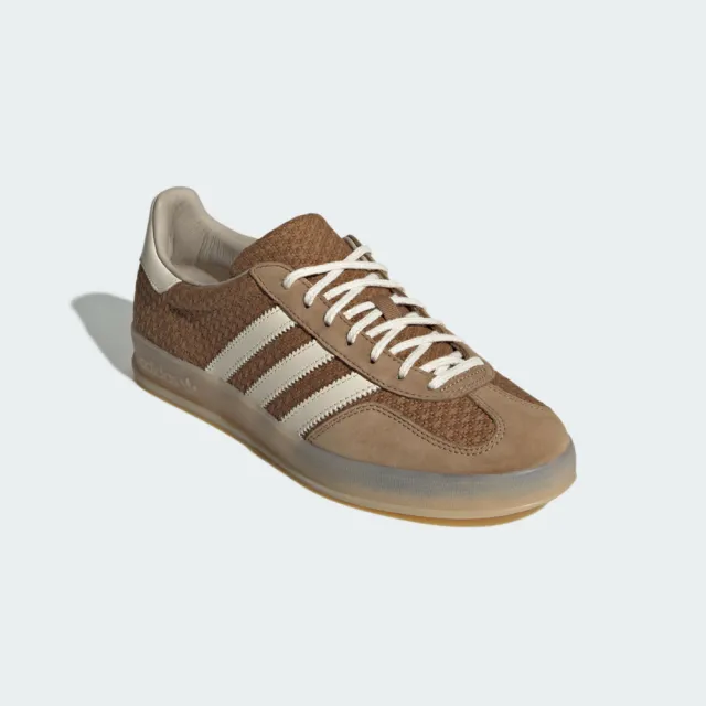 【adidas 愛迪達】Gazelle Indoor 男女 運動休閒鞋 麂皮 果凍底 舒適 棕 米白(JR8851)