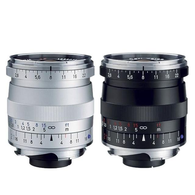 ZEISS 蔡司 Biogon T* 2.8/21 ZM 是一款頂級 21mm f/2.8 廣角定焦鏡頭，擁有 90° 對角視角，適合風景、建築與街拍攝影。鏡片採用 7 組 9 片設計，搭配 10 片光圈葉片，提供出色銳利度與柔美散景。恆定光圈、手動對焦系統，濾鏡尺寸 46mm，直徑 53mm x 鏡長 75mm，重量僅 280g，輕巧便攜。T* 塗層減低鬼影，提升成像品質。放大倍率 1:21，24 個月保固，專業 ZEISS 蔡司鏡頭首選，適用 Leica M 相機系統。規格更新請參考官方網站。