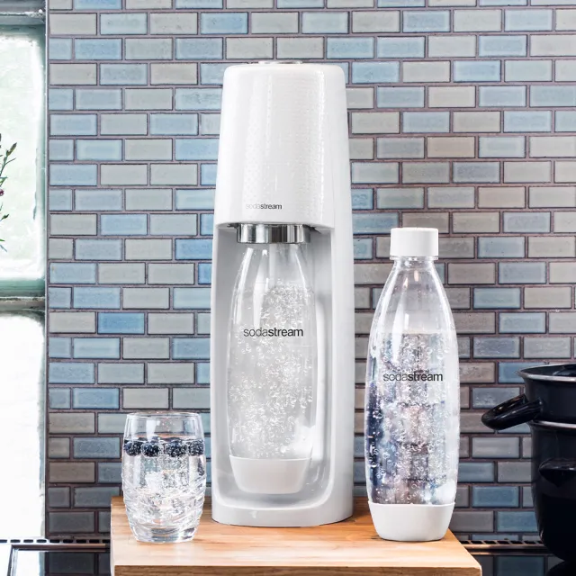 【Sodastream】二氧化碳全新旋轉鋼瓶*6入 送SPIRIT自動扣瓶氣泡水機-白(空機不含鋼瓶)