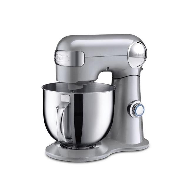  Cuisinart 美膳雅 SM-50BCTW 立體攪拌機，5.5L 大容量設計，適閤家用烘焙愛好者。搭載 350W 強力馬達，輕鬆處理麵團與蛋糕，傾斜頭設計方便操作。附多款配件，2 年保固保障品質，是廚房必備電器。 
