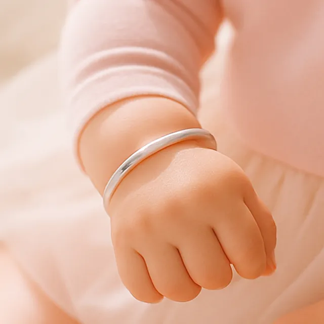 【珠兒綠】999純銀亮面素面手鐲嬰兒 0-3歲 彌月禮 純銀手環 新生兒禮 周歲禮(附高級禮盒禮袋)