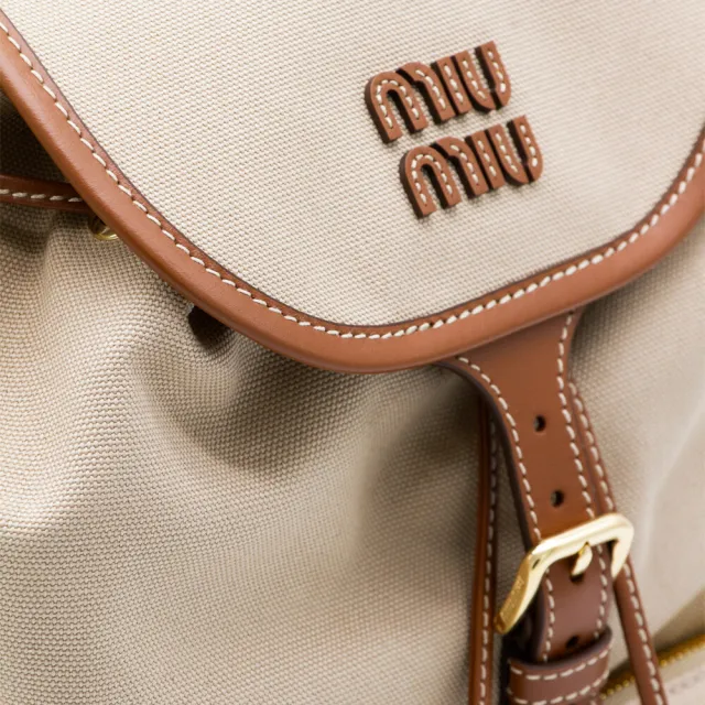 【MIU MIU】Backpack 大號 帆布 皮革 肩背包 後背包 帆船繩米色 白蘭地色 5BZ042