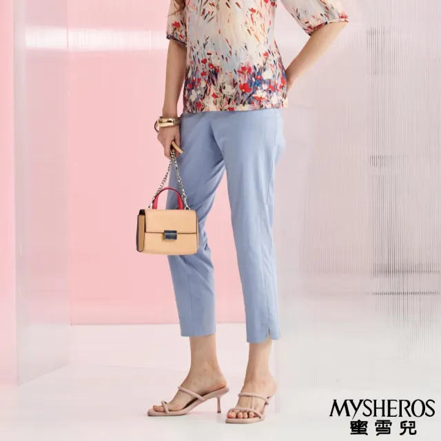 【MYSHEROS 蜜雪兒】造型嫘縈修身長褲 前釦拉鍊後鬆緊 褲腳開岔修飾(灰藍)