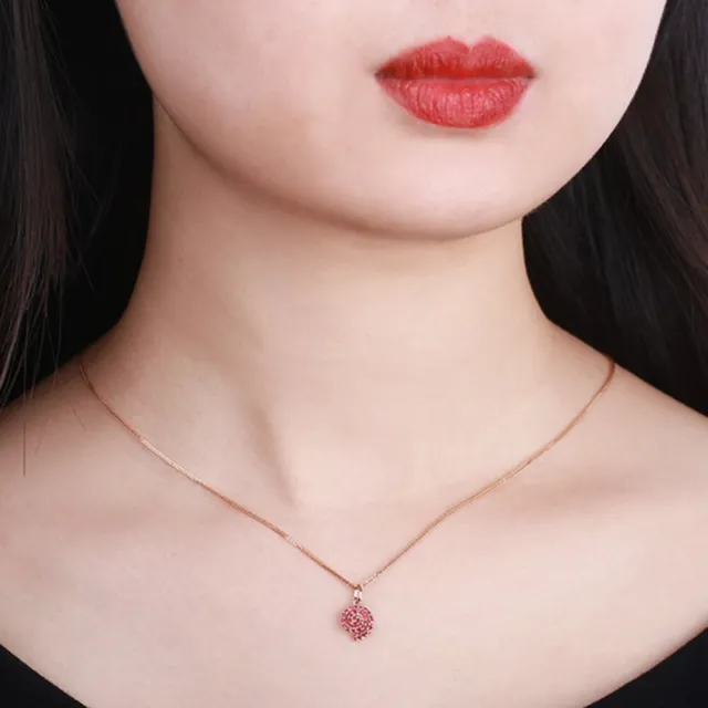 海斯珠寶 天然紅寶石 18K玫瑰金吊墜 海螺設計 職人手工密鑲工藝 小眾風格 創意珠寶 質感細膩