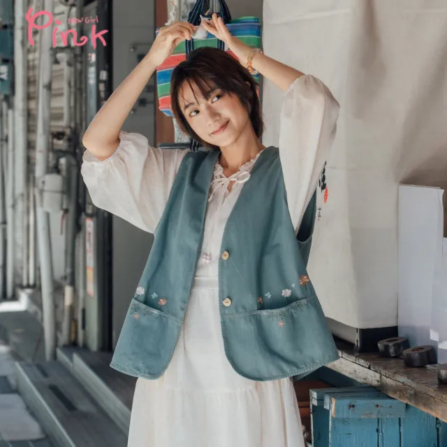 【PINK NEW GIRL】圓弧剪裁刺繡背心 (2色 ) A1701AC