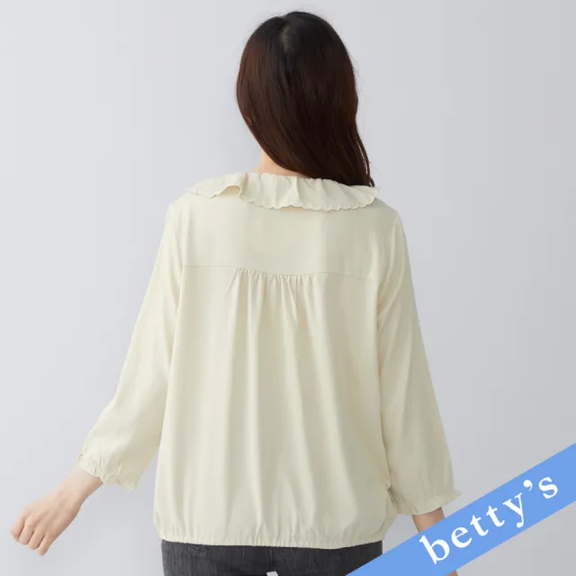 【betty’s 貝蒂思】胸前壓褶手繡荷葉邊翻領上衣(米白)