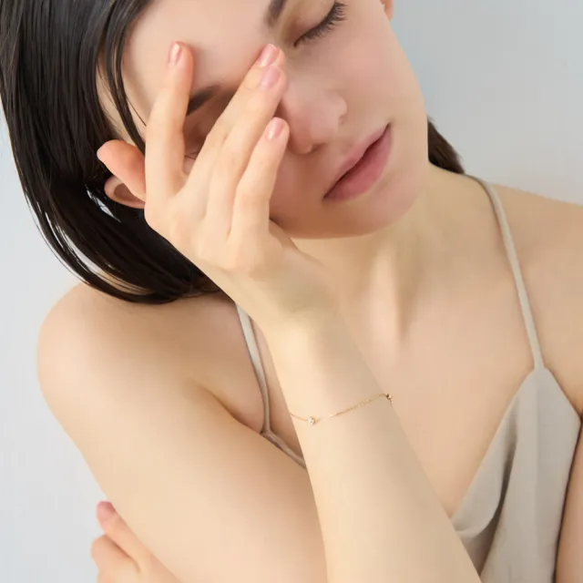 【ete】〔台灣限定〕K10YG 璀璨小花鑽石手鍊(金色)