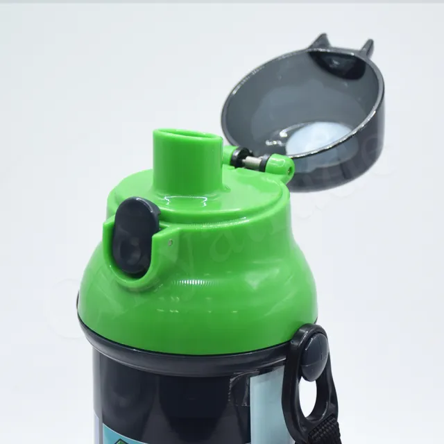 【百科良品】日本製 創世神 麥塊 彈蓋直飲水壺 隨身瓶 480ML(附背帶)