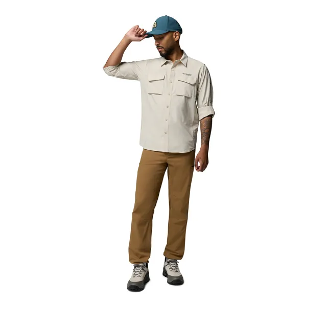 【Columbia 哥倫比亞】男款-防曬UPF50快排長袖襯衫-Silver Ridge™ Elite LS Woven-淺卡其(UAE57210HI/KS)