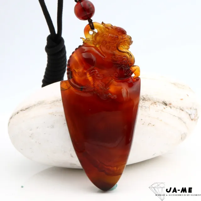 【JA-ME】天然琥珀 櫻桃紅血珀帶流淌文麒麟吊墜