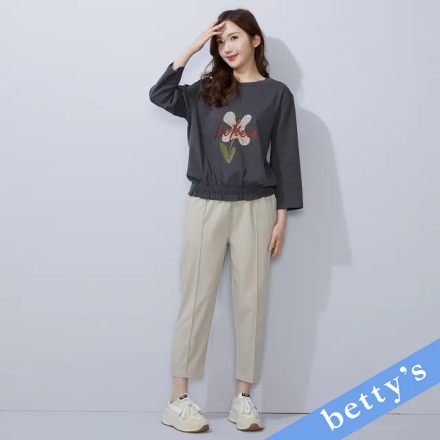 【betty’s 貝蒂思】亮粉字母花花T-shirt(灰藍)