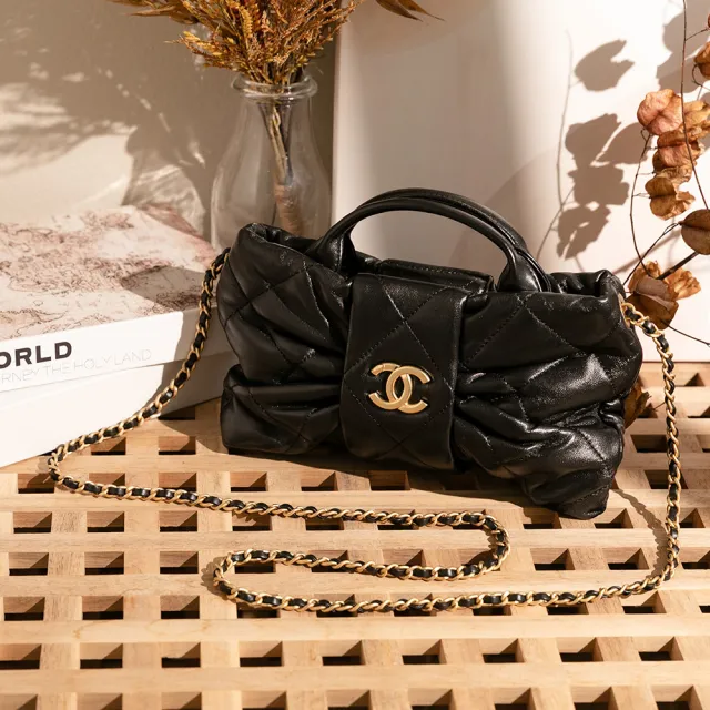 【CHANEL 香奈兒】25K 迷你 蝴蝶結包(黑/金-亮面小羊皮/金黑雙色鏈帶)『entrupy安心購』