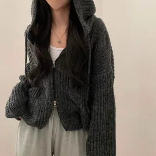 【Uicy】韓版寬鬆麻花連帽針織外套 外套 防曬外套 女裝 上衣 J414