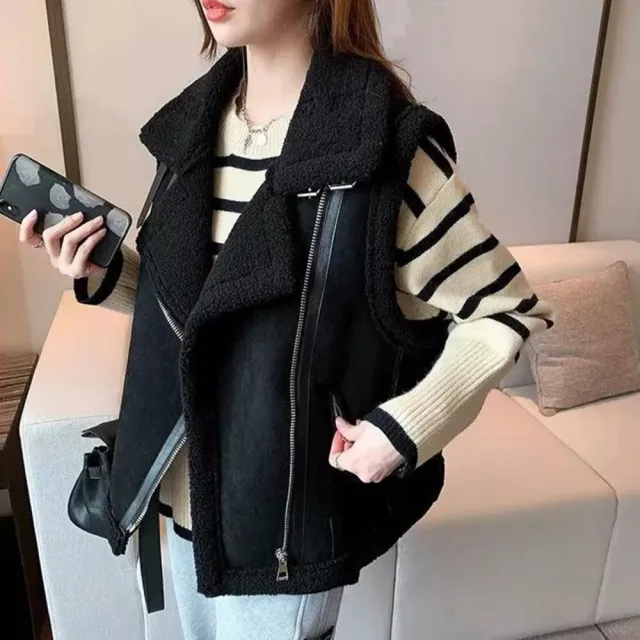 【Uicy】韓版寬鬆毛毛無袖背心外套 外套 防曬外套 女裝 上衣 J194