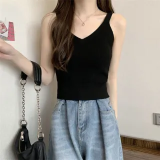 【Uicy】韓版氣質V領小心機針織背心 小可愛背心衣服女裝 V330